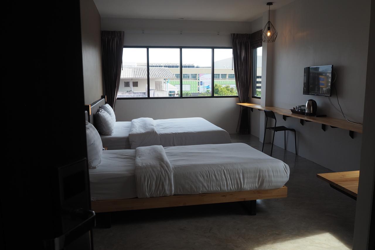 Apartamento A3 Living Surat Thani Exterior foto